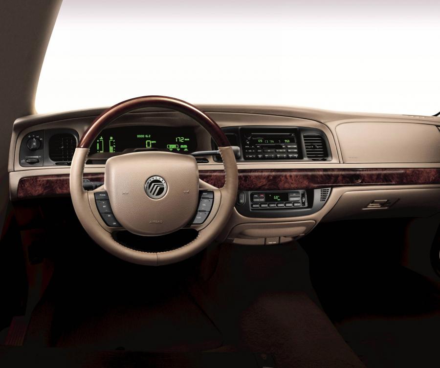 Торпедо Mercury Grand Marquis 2003 года  (фото 7 из 19)